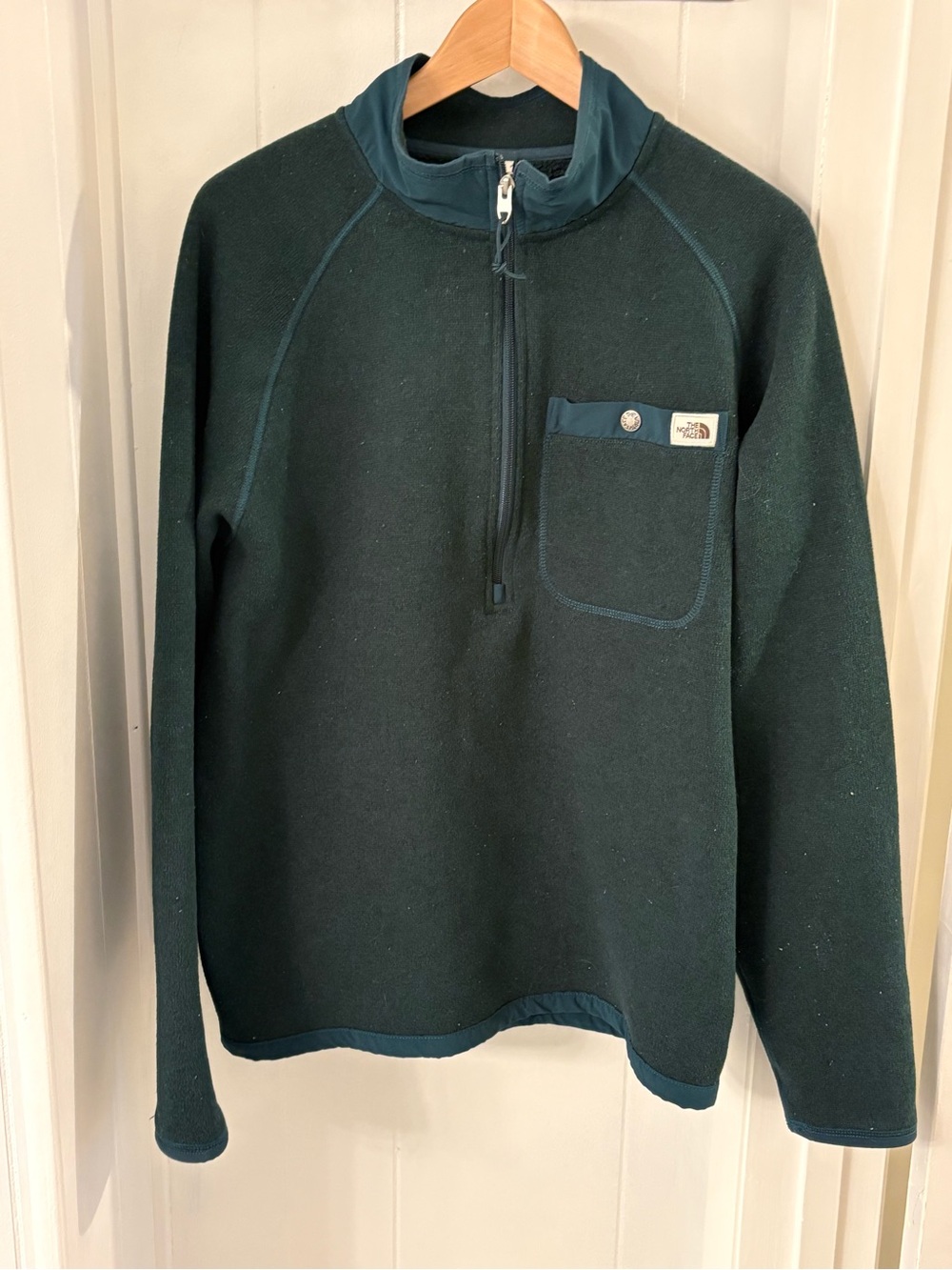 The North Face Men’s Dark Green Quarter-Zip Fleece Pullover